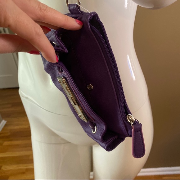 NWT NY&Co Purple Wristlet 💜 - Picture 5 of 10